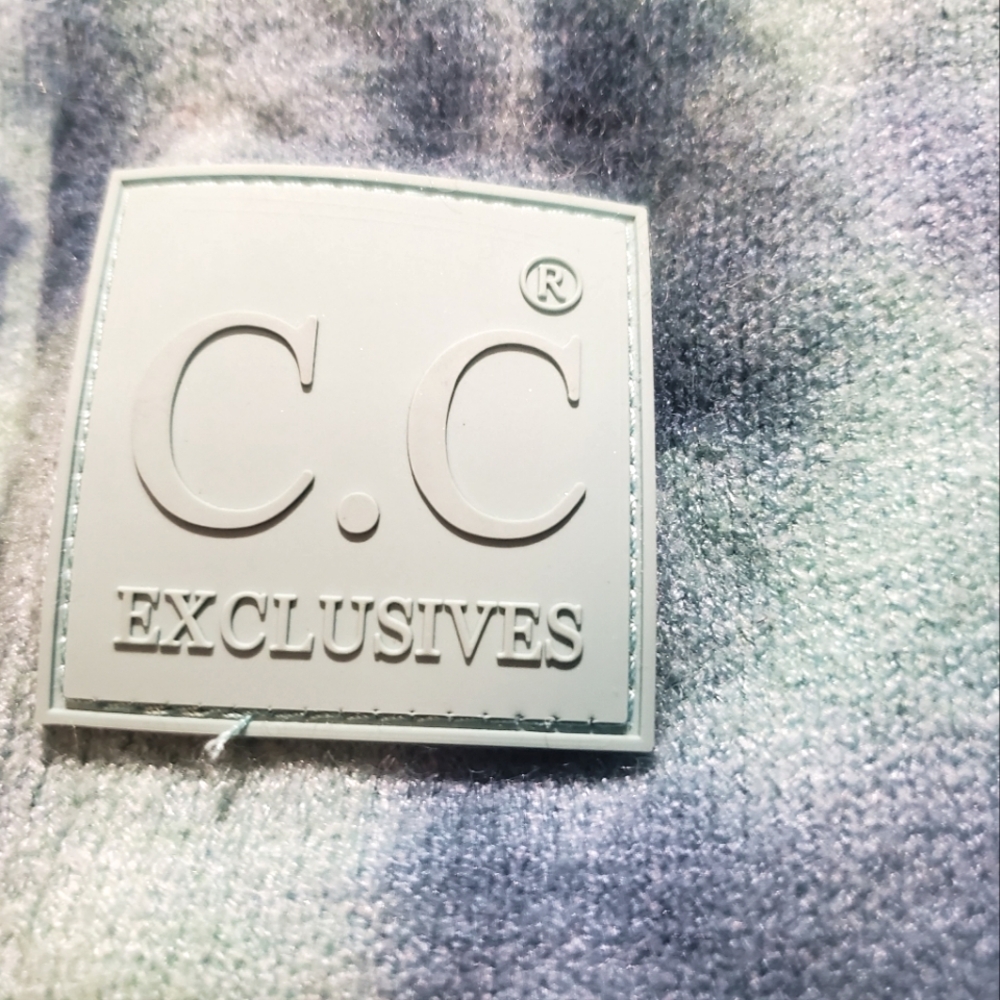 3/$10 Blue tie dye CC scarf oversized - Picture 2 of 2